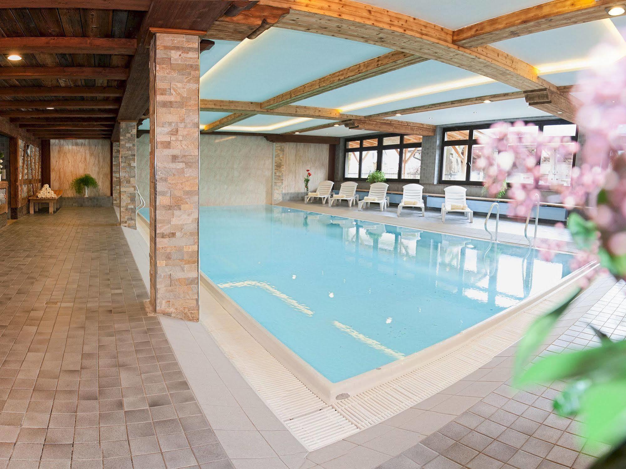 Hotel Almhof Lackner Ried im Zillertal