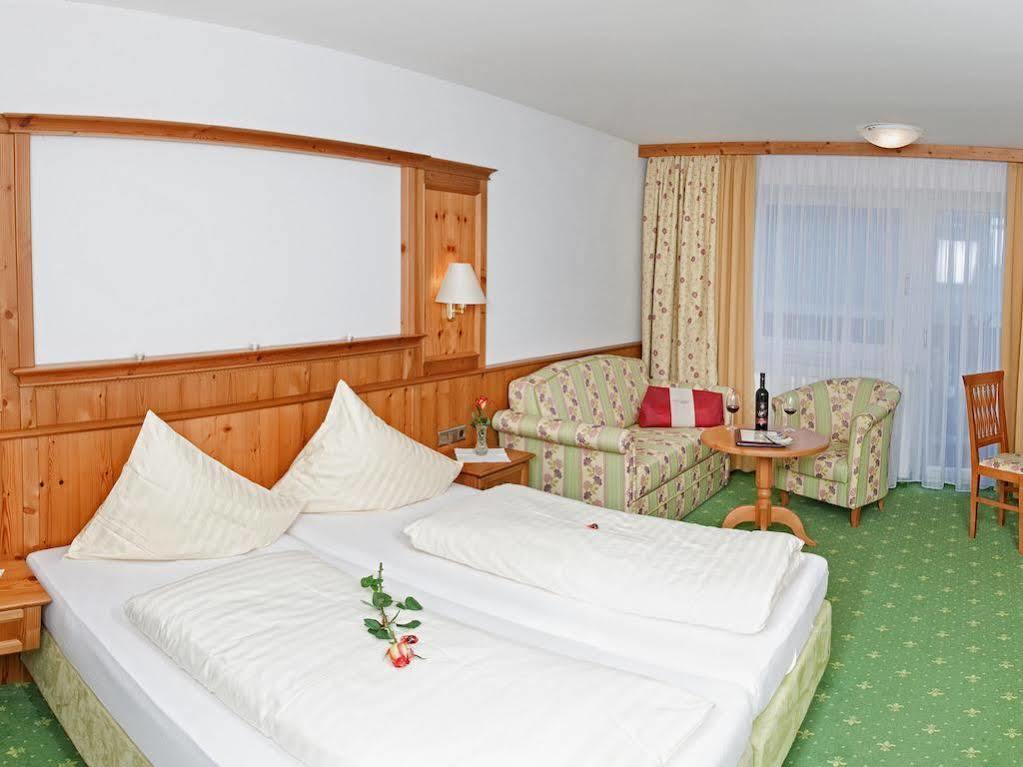 Almhof Lackner Hotel 3*